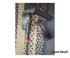 Airsoft TM MP5k w/ Polarstar F2 HPA, Barrel upgrades, 3 mags, paint job - Image 3