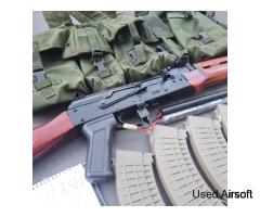 AK74 EBB - mags + batteries + charger + chest rig *IDEAL STARTER BUNDLE*