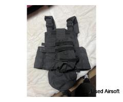 CHEST RIG