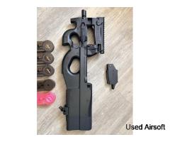 Tokyo Marui P90 Bundle + Original Box - Image 2