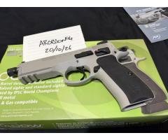 CZ SP-01 Shadow - 4 x MAGS & Holster! - Image 2