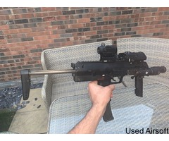 TM GBB Mp7 with 4 mags - Image 2