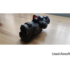 Elcan Spectre DR 1-4x scope (FDE) with top mounted red dot sight replica - Image 2