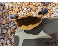 Custom Kydex holster for Beretta M9A1 with Surefire X-400 attachment - Image 3