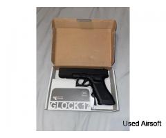 Umarex Glock 17 Airgun - Image 1