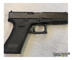 Glock 17 M.O.S Gen.5 in 9mm - Like new! - Image 3