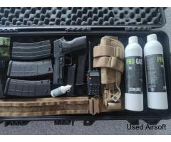 P226, Grenade, Radio, Hard case - Image 2