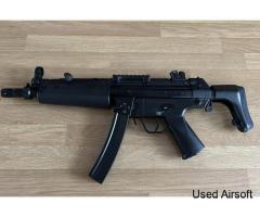 CYMA CM.041J High Speed Series MP5 with 6 mags, two batteries and charger - Image 2