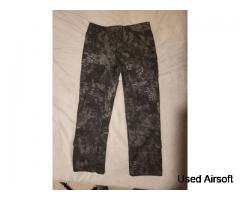 New unused black snake pattern camo combat trousers XS