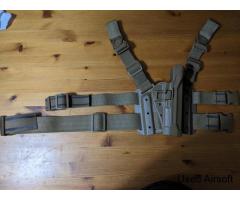 m9 blackhawk serpa level 2 thigh holster