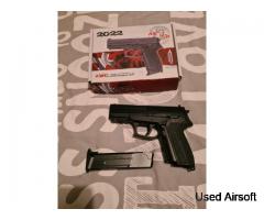 4.5mm steel bb co2 powered pistol - Image 1