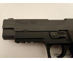Tokyo Marui SIG Sauer P226 Railed GBB Pistol - Image 2