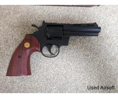 UHC python .357 4" gas revolver