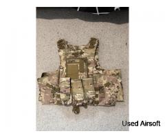 Full Adjustable vest, with mag holders, dump pouches, back pouch and grenade pouch