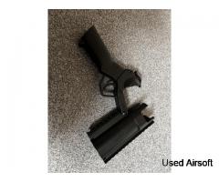 Hand held 40mm grenade launcher - Image 1