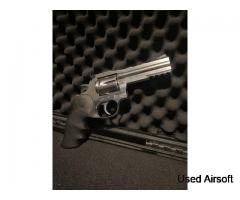 Dan Wesson 4in revolver - Image 1