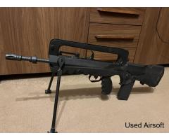 CYBERGUN FN FAMAS - Image 2