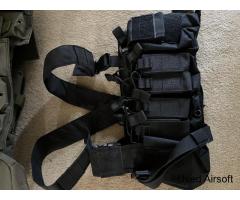 Chest rig