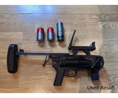 M320 A1 Grenade launcher + Kick shell + 2 gas shells