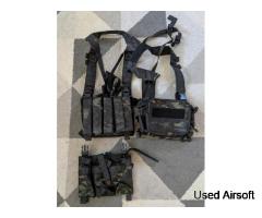 8 Fields Buckle Up Harness