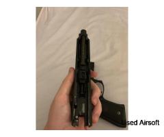 *REDUCED*SRC M9 Gbb pistol with 4 mags - Image 2