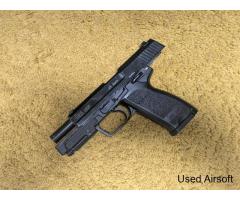 Umarex KWA USP 45 with front light attachment and spare mag. - Image 4