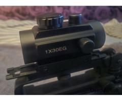 M16 rifle equipped with m203 grenade launc⁸her - Image 2