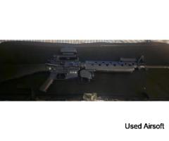 M16 rifle equipped with m203 grenade launc⁸her - Image 4