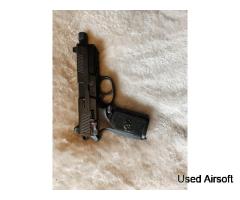 Tokyo marui FNX GBB + 3 mags and hard case - Image 2