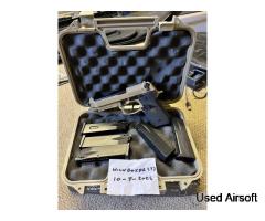 WE M92 Desert Tan Pistol + Case + CO2 Mags
