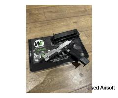 WE F226 "P-Virus" - Resident Evil 4 Sentinel Nine, 2 Mags - Image 4