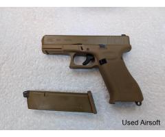 Umarex Glock 19X Tan - Image 3