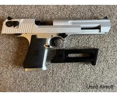 Cybergun Desert Eagle .50AE CO2 GBB Pistol; FULL AUTO, Silver - Image 2