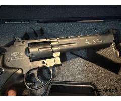 Dan Wesson 6" W/ Hard Case 12 Cartridges - Image 3