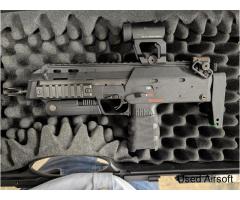 Tokyo Maru MP7 Gas blowback GBB, 4 mags, with red dot - Image 2