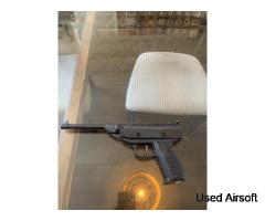 Air Force One Tornado Air Pistol in black