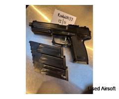 Tokyo Marui Mk23 SOCOM NBB and 4 mags