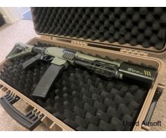 Spring Shotgun Tri-Shot with M4 mag adaptor/tracer unit - Image 2