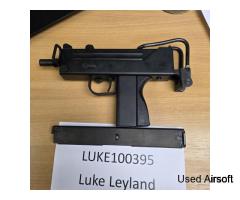 Mac 10 gas powered with more mags available - Image 2