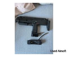 VFC MP7 with 2 adaptors