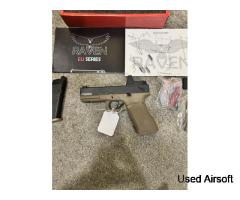 raven eu18 Glock hands gun - Image 2