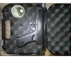 Glock-17 Co2 pistol.