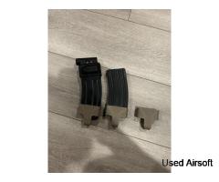 Tokyo Marui how airsoft breacher shotgun with m4 mag adapter, tracer, and shells - Image 4