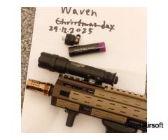 Surefire M600DF style flashlight with 18650 rechargeable battery - Image 2