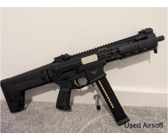 UtR SMG - Image 3