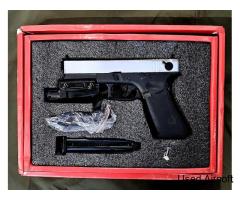 Raven EU18 GBB Pistol - Black / Silver