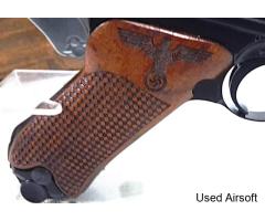 UMEREX LUGER P08 WOOD CARVED GRIPS "Parteiadler" or Party Eagle set in the 1920s - Image 4