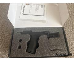 NcSTAR Vertical Grip with Strobe Flashlight - Picatinny - Image 2