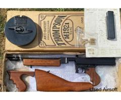 Military / Chicago Thompson