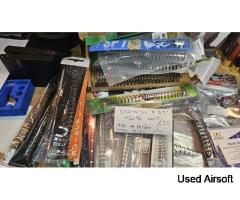 Spring Cleaning! 39 x Airsoft Springs - Image 2